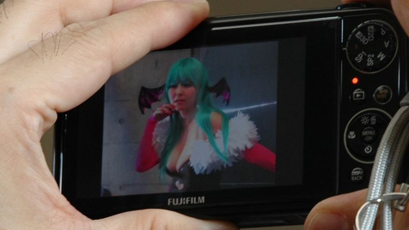 Illustration for article titled It's Like Inception, But with Cosplay Photos